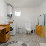 2 Bedroom Gorgeous In