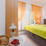 2 Bedroom Gorgeous In *