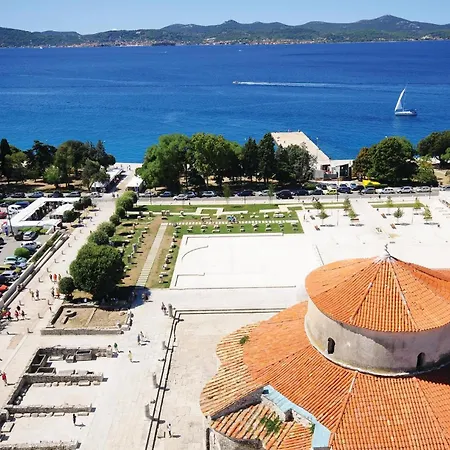 Apartament 2 Bedroom Awesome In Zadar