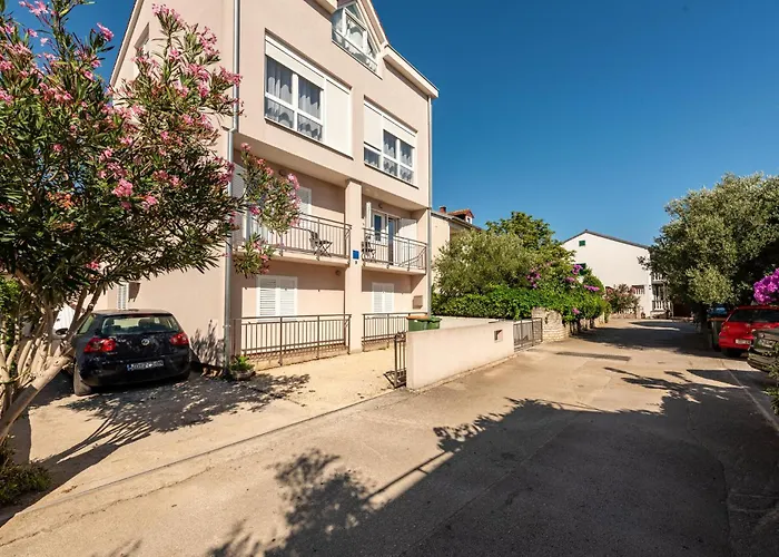 2 Bedroom Awesome In * Zadar