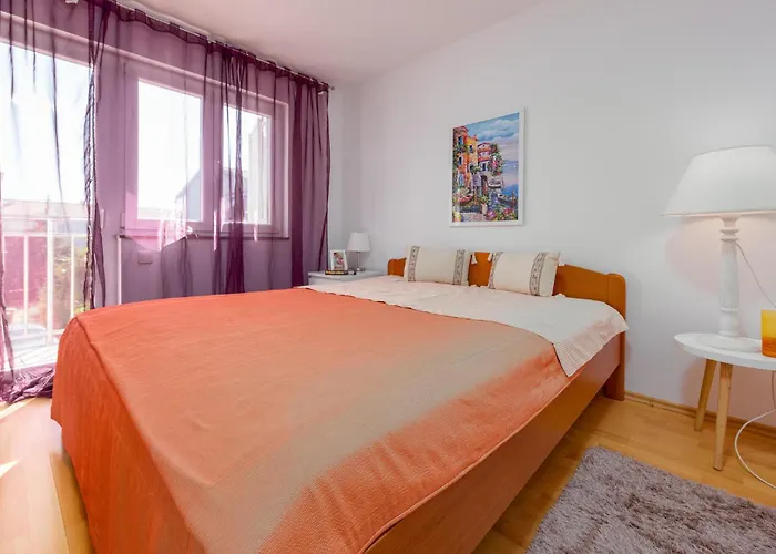 2 Bedroom Awesome In Zadar